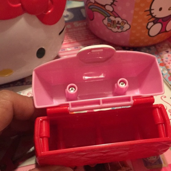 Hello kitty storage containers - Picture 5 of 5